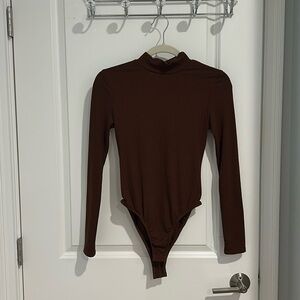 Brown Long Sleeve Ribbed Bodysuit